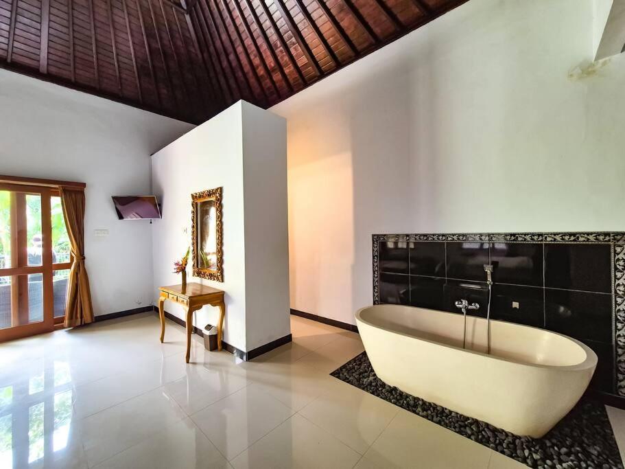 The Sempuana * Denpasar (Bali)